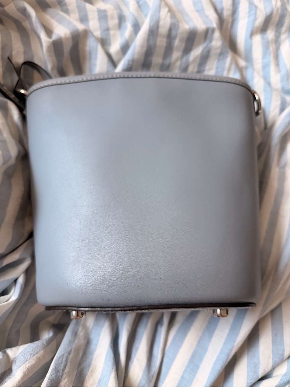 Coach Light Gray Leather Crossbody Bucket Bag - Picture 2 of 7